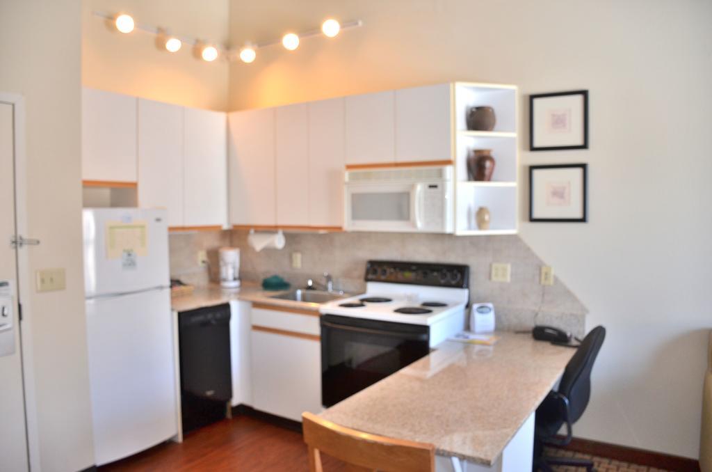 Cresthill Suites Syracuse East Syracuse Bagian luar foto