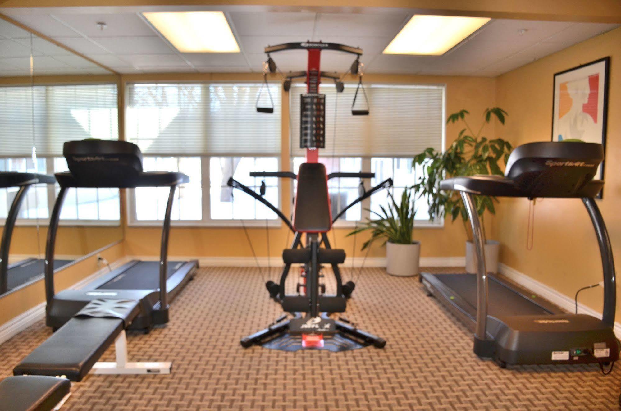 Cresthill Suites Syracuse East Syracuse Bagian luar foto